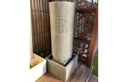 Cylinder Water Fountain - H= 1.3M , PUMP $750.00/EA $550/EA