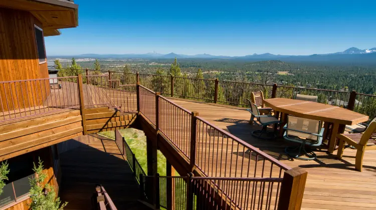 How To Maintain The Merbau Decking In Melbourne